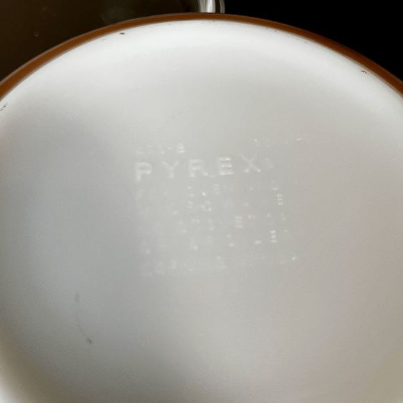 Vintage Pyrex Woodland Bowl Casserole Dish #474-B With Lid - Picture 2 of 5